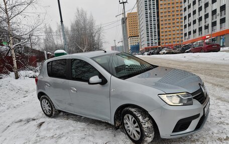 Renault Sandero II рестайлинг, 2021 год, 895 000 рублей, 21 фотография