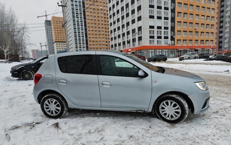 Renault Sandero II рестайлинг, 2021 год, 895 000 рублей, 22 фотография
