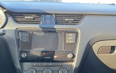 Skoda Octavia, 2017 год, 1 050 000 рублей, 18 фотография