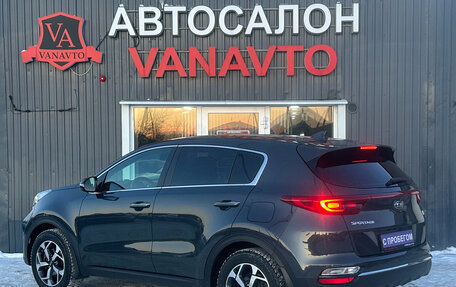 KIA Sportage IV рестайлинг, 2020 год, 2 320 000 рублей, 5 фотография