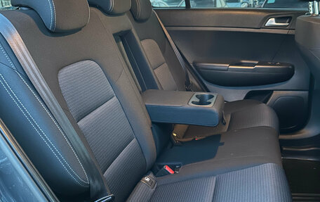 KIA Sportage IV рестайлинг, 2020 год, 2 320 000 рублей, 23 фотография