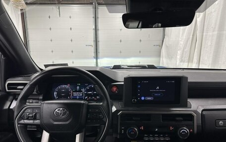 Toyota 4Runner, 2025 год, 10 000 000 рублей, 13 фотография