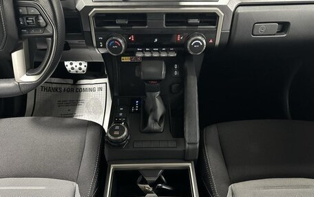 Toyota 4Runner, 2025 год, 10 000 000 рублей, 31 фотография