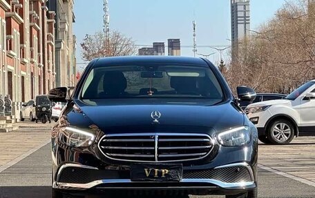 Mercedes-Benz E-Класс, 2023 год, 7 135 000 рублей, 3 фотография