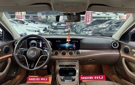 Mercedes-Benz E-Класс, 2023 год, 7 135 000 рублей, 19 фотография