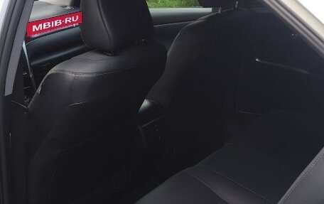 Toyota Camry, 2015 год, 1 850 000 рублей, 14 фотография