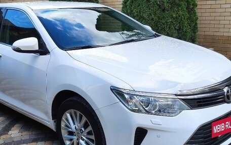 Toyota Camry, 2015 год, 1 850 000 рублей, 16 фотография