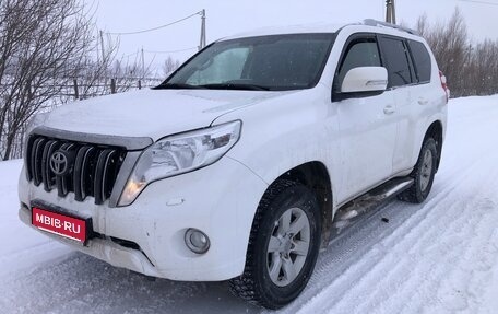 Toyota Land Cruiser Prado 150 рестайлинг 2, 2016 год, 3 850 000 рублей, 1 фотография