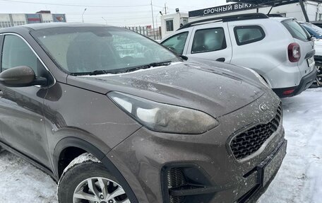 KIA Sportage IV рестайлинг, 2020 год, 2 250 000 рублей, 1 фотография