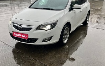 Opel Astra J, 2011 год, 850 000 рублей, 1 фотография