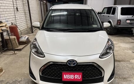 Toyota Sienta II, 2019 год, 1 550 000 рублей, 1 фотография