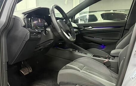 Volkswagen Golf VIII, 2022 год, 1 950 000 рублей, 7 фотография