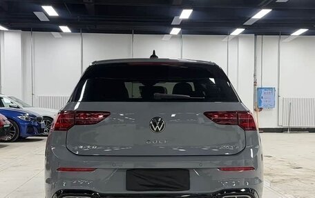 Volkswagen Golf VIII, 2022 год, 1 950 000 рублей, 4 фотография