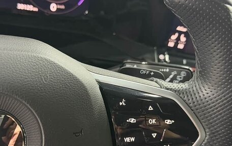 Volkswagen Golf VIII, 2022 год, 1 950 000 рублей, 11 фотография