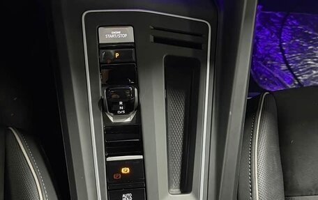 Volkswagen Golf VIII, 2022 год, 1 950 000 рублей, 16 фотография