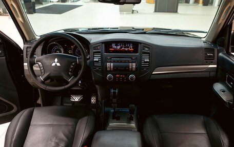 Mitsubishi Pajero IV, 2013 год, 1 655 000 рублей, 16 фотография