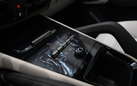 Porsche Cayenne III, 2025 год, 22 280 000 рублей, 17 фотография