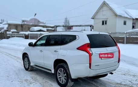 Mitsubishi Pajero Sport III рестайлинг, 2019 год, 3 600 000 рублей, 6 фотография