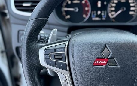 Mitsubishi Pajero Sport III рестайлинг, 2019 год, 3 600 000 рублей, 17 фотография