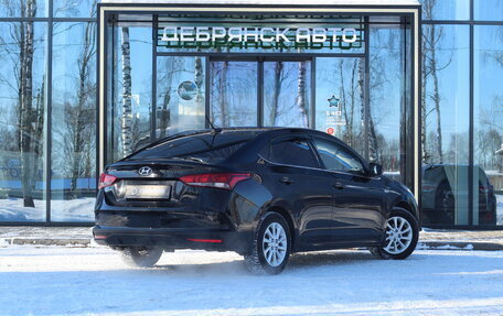 Hyundai Solaris II рестайлинг, 2020 год, 1 745 000 рублей, 4 фотография