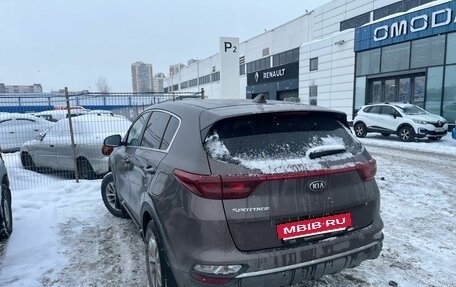 KIA Sportage IV рестайлинг, 2020 год, 2 250 000 рублей, 3 фотография