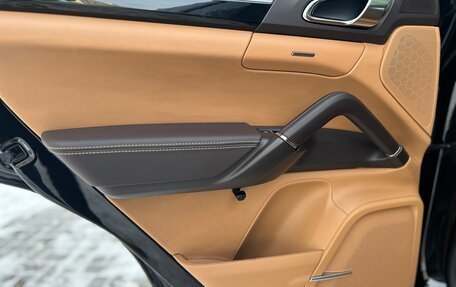 Porsche Cayenne III, 2012 год, 2 890 000 рублей, 19 фотография