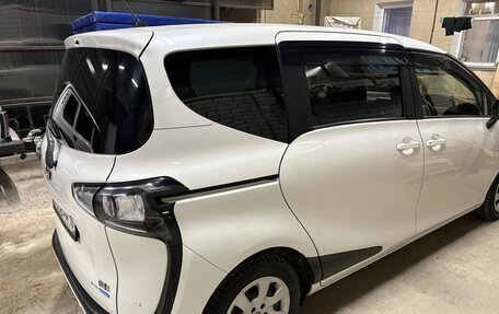 Toyota Sienta II, 2019 год, 1 550 000 рублей, 4 фотография