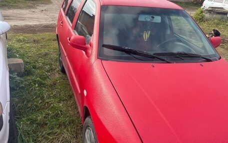 Volkswagen Polo III рестайлинг, 2001 год, 150 000 рублей, 2 фотография