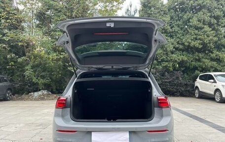 Volkswagen Golf VIII, 2023 год, 2 135 000 рублей, 8 фотография