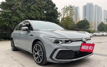 Volkswagen Golf VIII, 2023 год, 2 135 000 рублей, 3 фотография