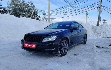 Mercedes-Benz C-Класс, 2013 год, 1 850 000 рублей, 1 фотография