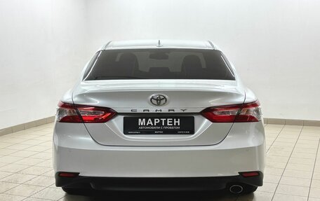 Toyota Camry, 2019 год, 2 800 000 рублей, 5 фотография