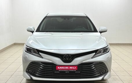 Toyota Camry, 2019 год, 2 800 000 рублей, 2 фотография