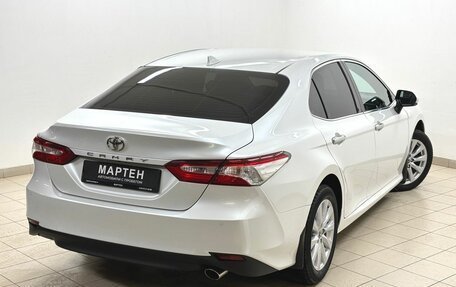 Toyota Camry, 2019 год, 2 800 000 рублей, 9 фотография