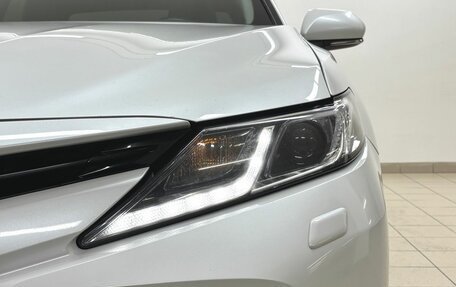 Toyota Camry, 2019 год, 2 800 000 рублей, 8 фотография