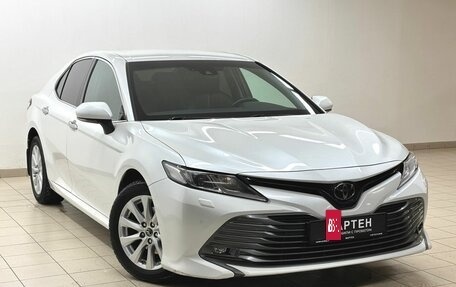 Toyota Camry, 2019 год, 2 800 000 рублей, 3 фотография