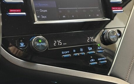 Toyota Camry, 2019 год, 2 800 000 рублей, 15 фотография