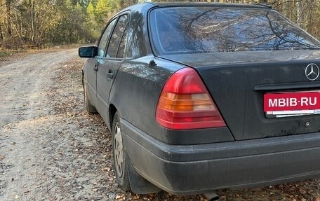 Mercedes-Benz C-Класс, 1995 год, 300 000 рублей, 7 фотография