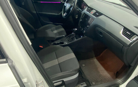 Skoda Octavia, 2020 год, 1 700 000 рублей, 18 фотография