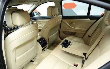 BMW 5 серия, 2013 год, 1 750 000 рублей, 11 фотография