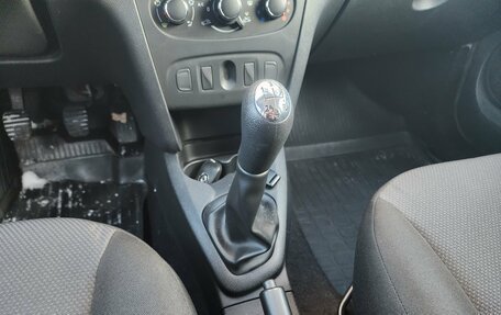 Renault Logan II, 2020 год, 750 000 рублей, 16 фотография