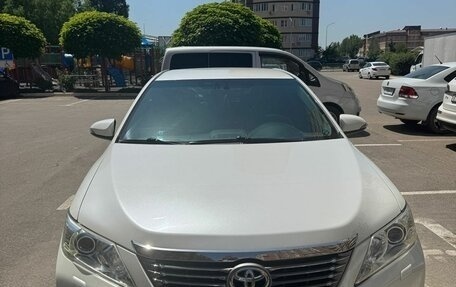 Toyota Camry, 2012 год, 1 750 000 рублей, 15 фотография