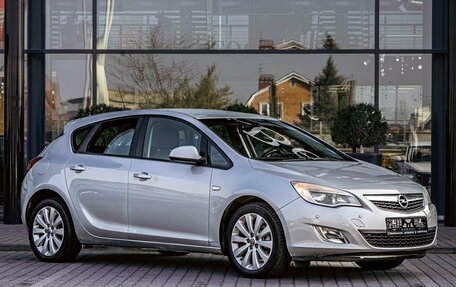 Opel Astra J, 2011 год, 795 000 рублей, 3 фотография