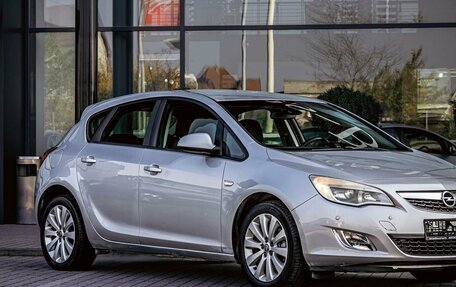 Opel Astra J, 2011 год, 795 000 рублей, 7 фотография