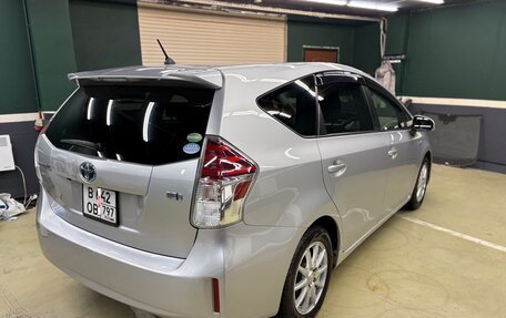 Toyota Prius Alpha I (ZVW40/41), 2018 год, 2 190 000 рублей, 4 фотография