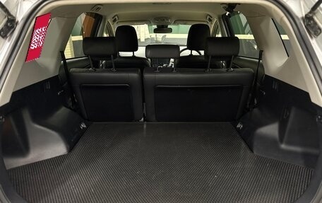 Toyota Prius Alpha I (ZVW40/41), 2018 год, 2 190 000 рублей, 10 фотография