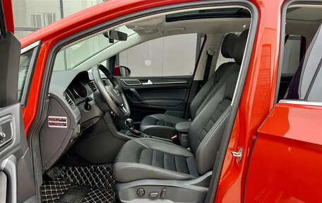 Volkswagen Golf Sportsvan I, 2018 год, 1 600 035 рублей, 8 фотография