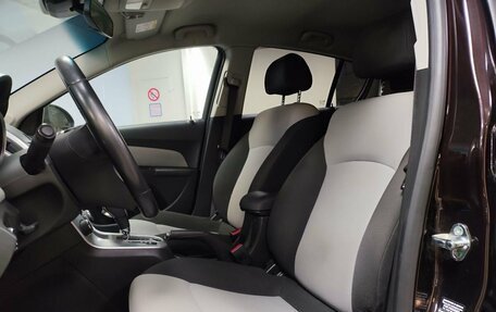 Chevrolet Cruze II, 2014 год, 843 000 рублей, 10 фотография