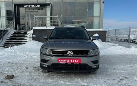 Volkswagen Tiguan II, 2020 год, 2 500 000 рублей, 2 фотография