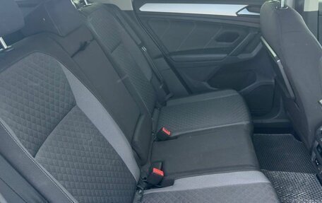 Volkswagen Tiguan II, 2020 год, 2 500 000 рублей, 12 фотография